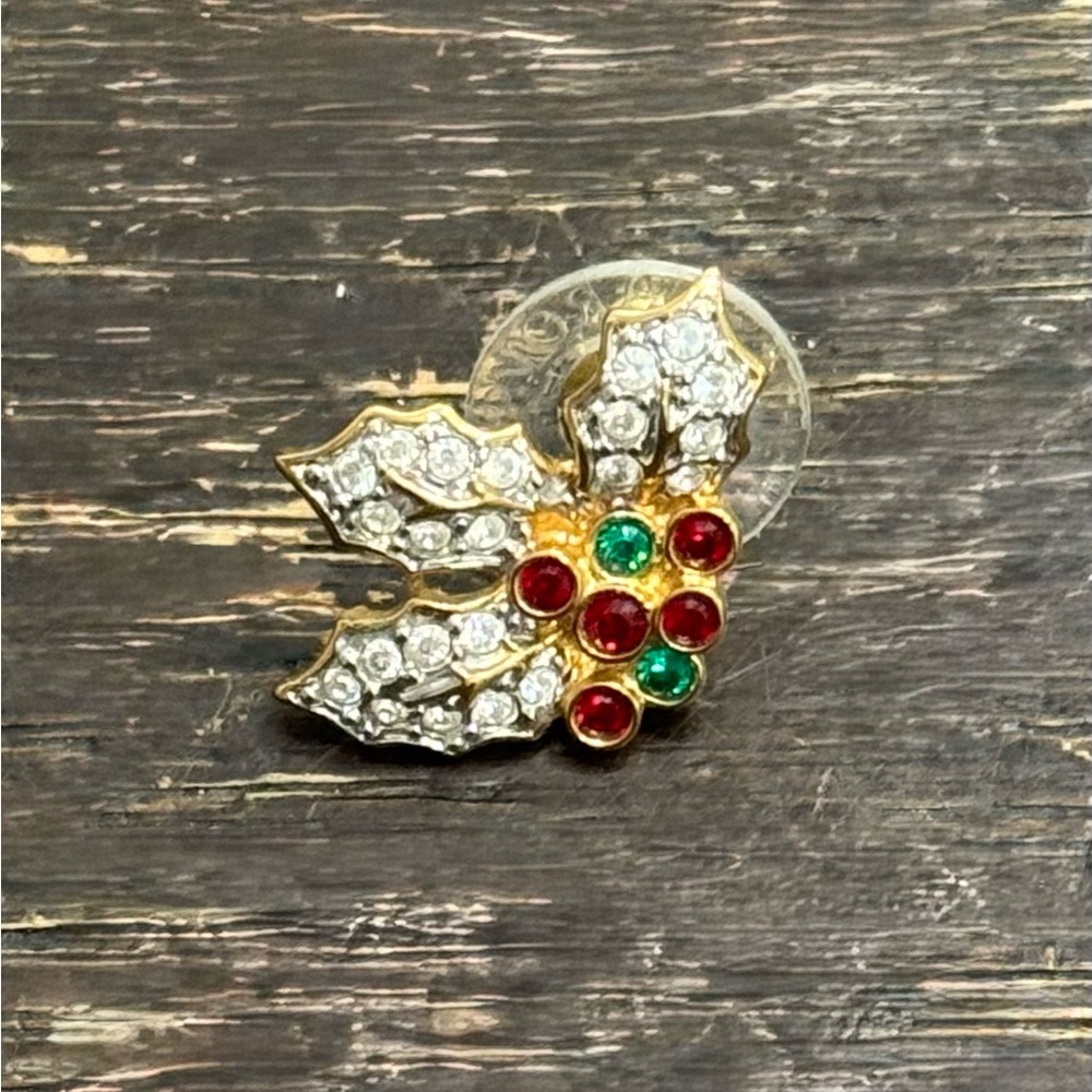 Festive Gold and Gemstone Brooch
